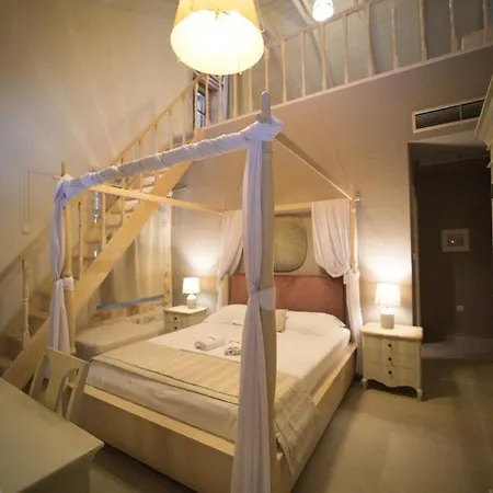 Alicelia Boutique 3*