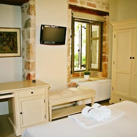Alicelia Boutique 3*